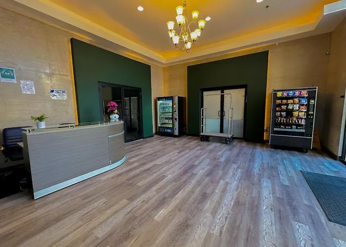2br Retreat With Optional Parking And Gym Access Near Mccormick Place And Soldier Field Appartement Chicago